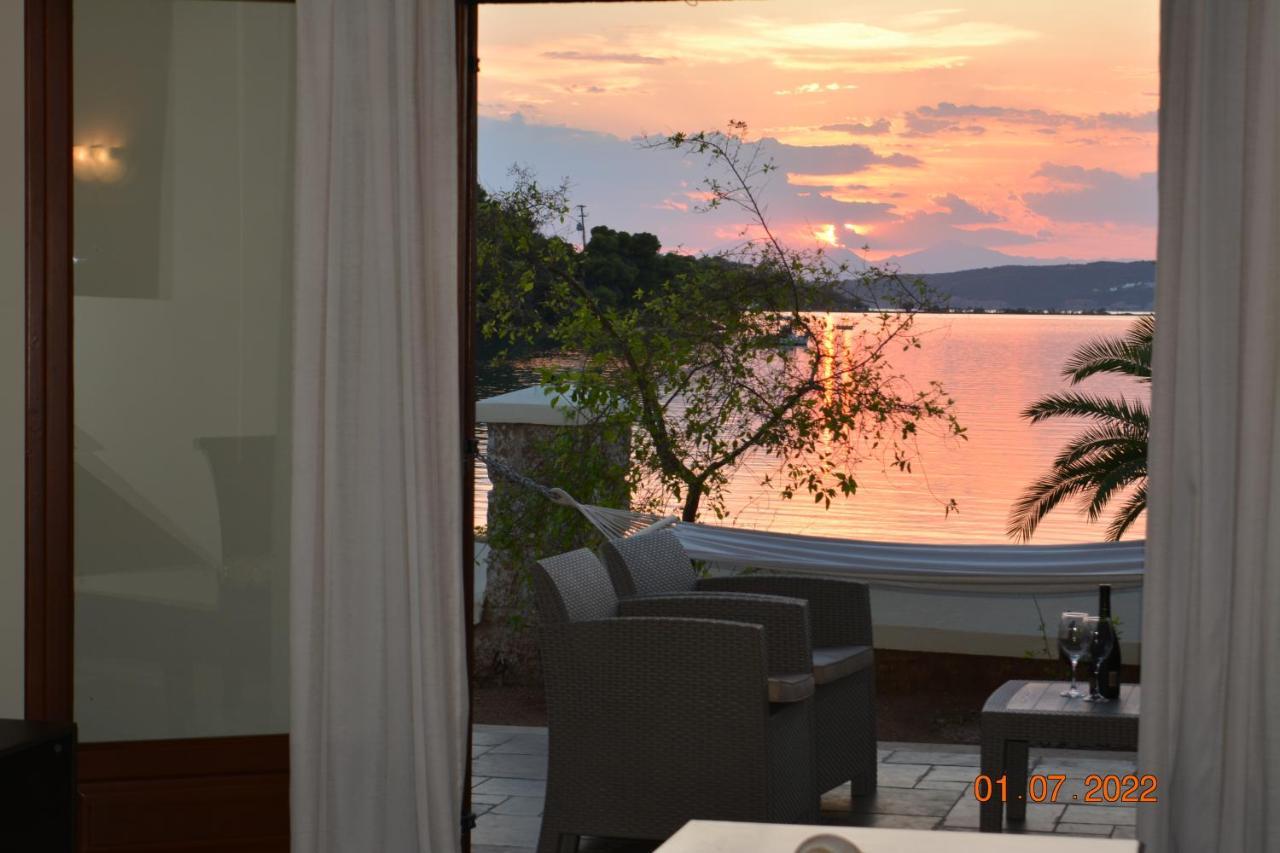 Sunset Bay Villa ปอร์โตเฮลี ภายนอก รูปภาพ
